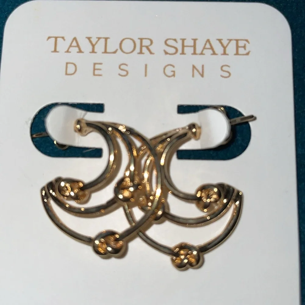 Taylor Shaye taylor shaye